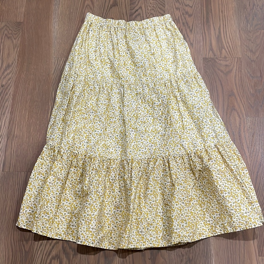 Tiered midi skirt